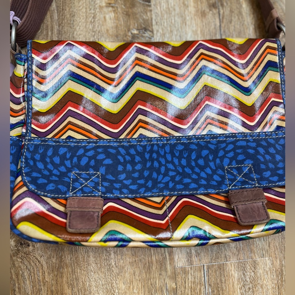 Multicolor Chevron Crossbody Bag - Brown Strap - Picture 7 of 14